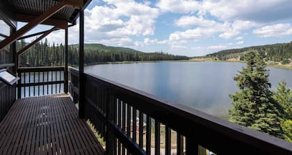 Lac Le Jeune Resort