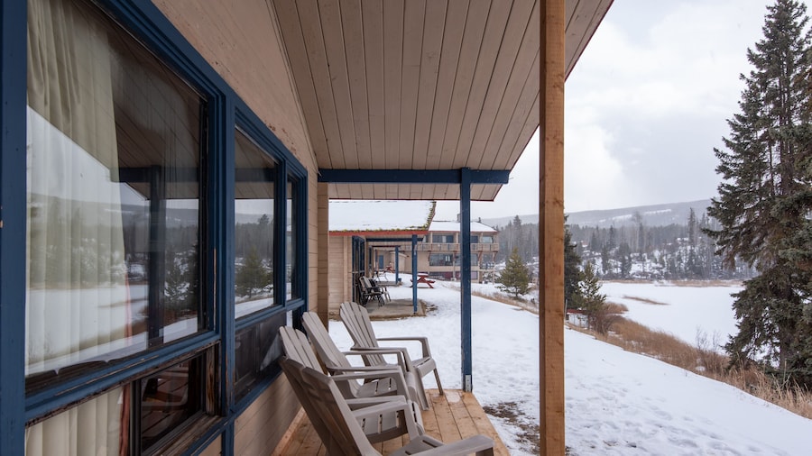 Lac Le Jeune Resort