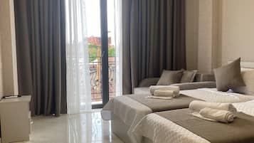 Luxury Apartment | 1 bedroom, Frette Italian sheets, premium bedding, down comforters