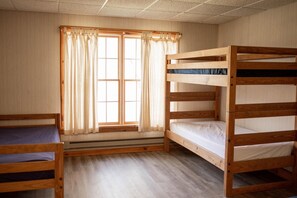 8 habitaciones y wifi 