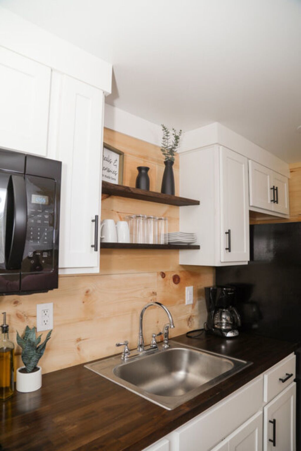 The Hillside Hideaway - Hartman Center