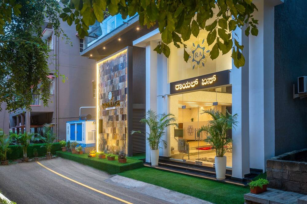 Royal Ace Boutique Hotel