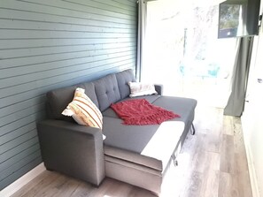 TV - Dog friendly! - #12 is 1 of 3 containers now dog friendly! (Blanco County)