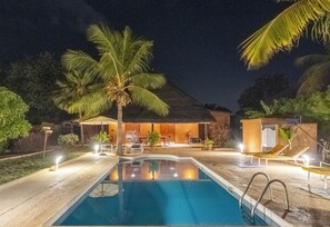 Udendørs pool