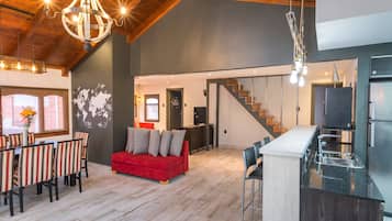 Cabane Familiale, 4 chambres | Coin séjour