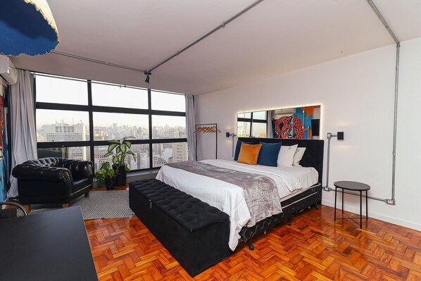 Panoramic-Apartment | 1 Schlafzimmer, individuell dekoriert, kostenloses WLAN