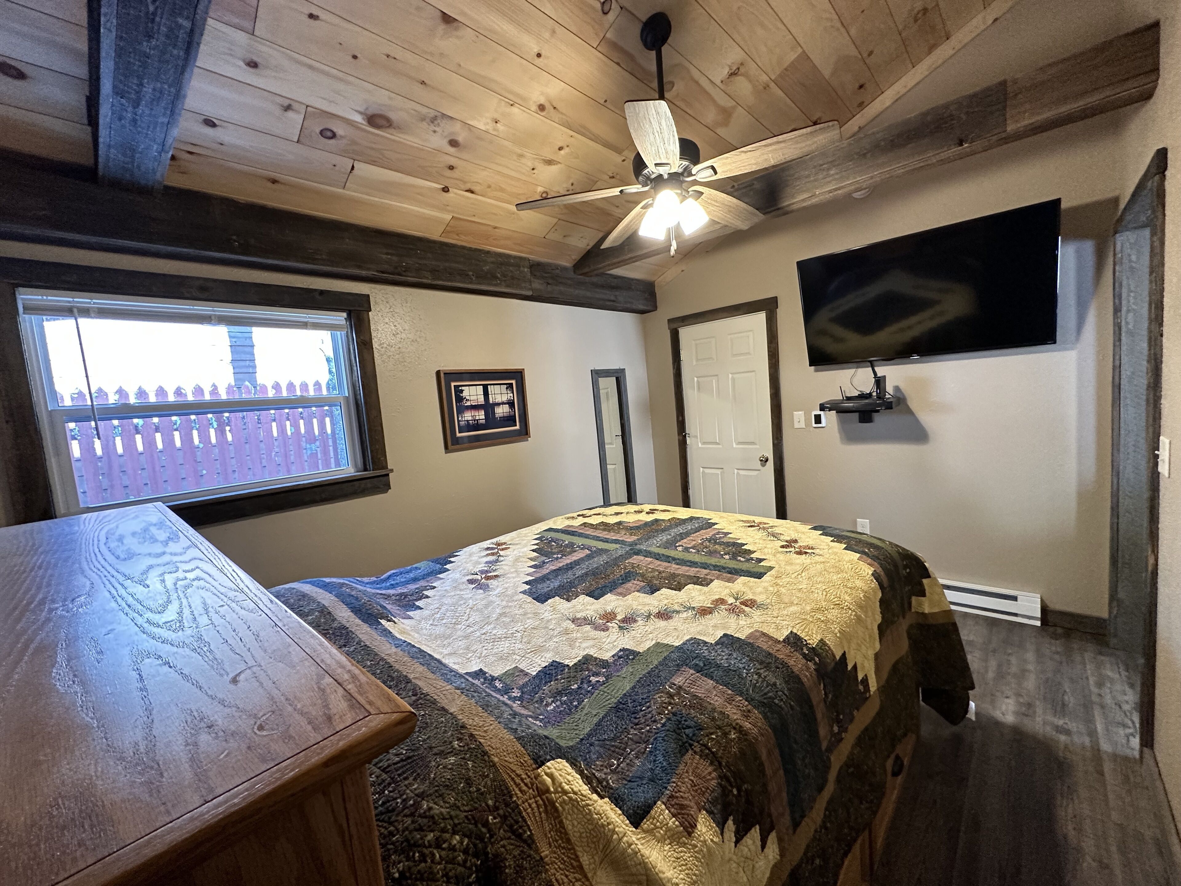 Make your family memories extra special at this charming Lake Nokomis cabin.