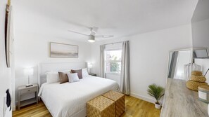 2 bedrooms, iron/ironing board, free WiFi, bed sheets