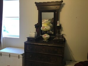 Interior - Victorian rose room located in the Ivory Mansion (L'Anse)