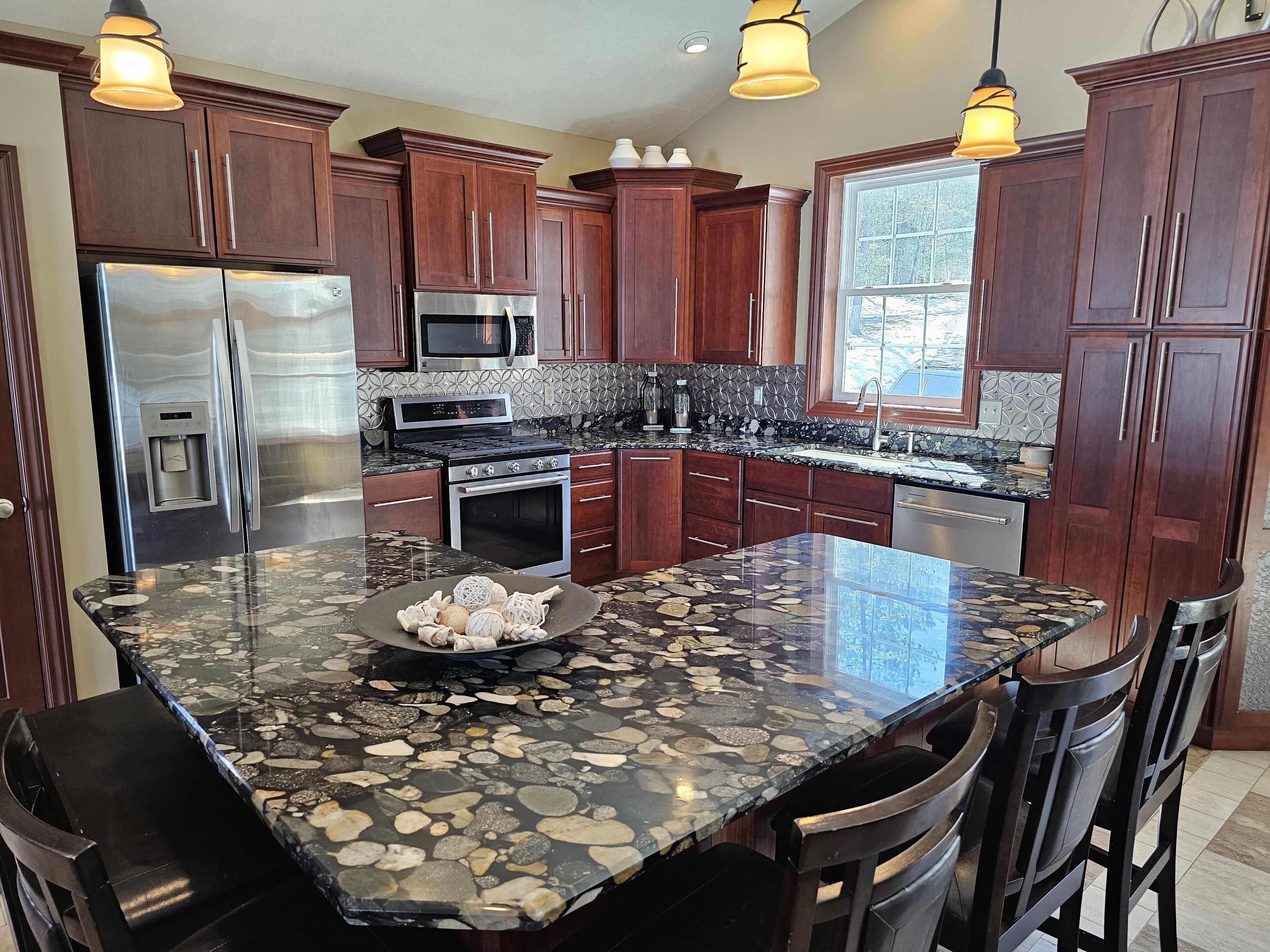 Lakehouse near Pictured Rocks, Trails, Personal Bar, Game Room, & Hot Tub!