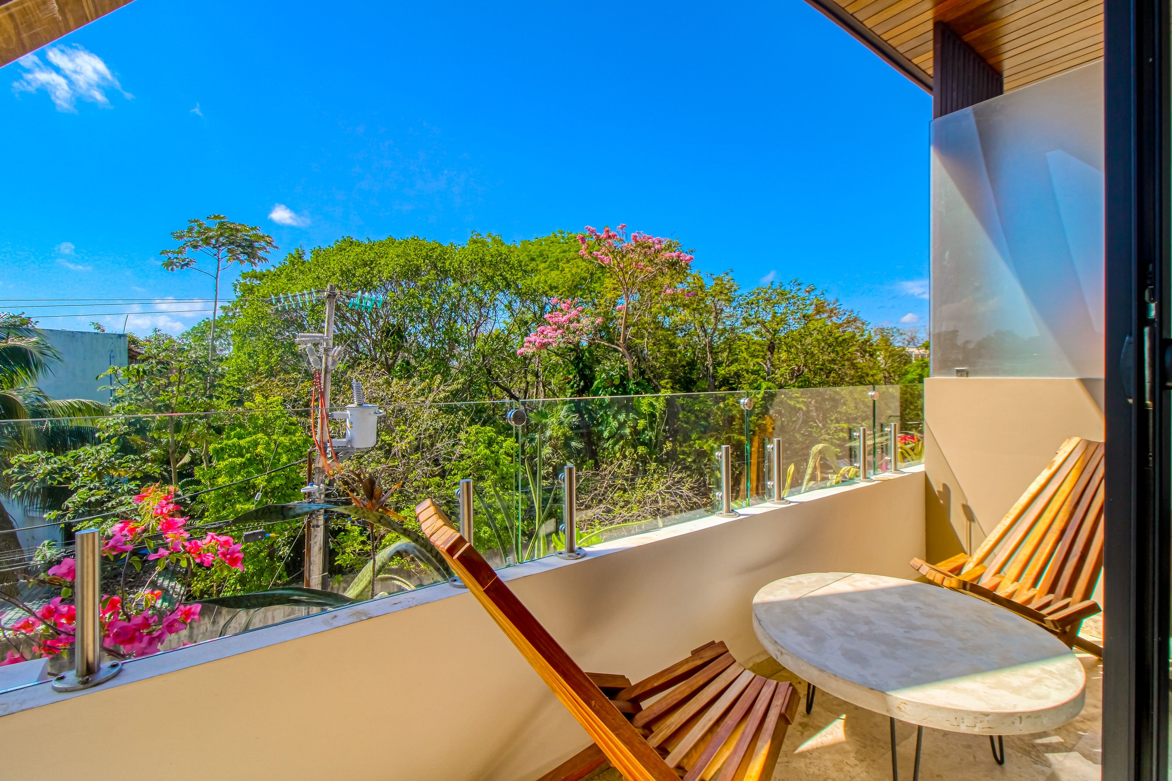 Centro District studio with 2 pools, fitness center, & private balcony