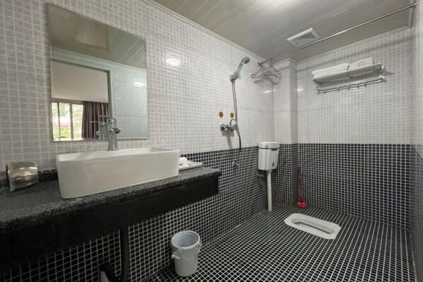 Room - Jiulong Hotel (Guilin High Speed Railway North Station Shop) (Lingchuan)