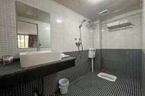 Room - Jiulong Hotel (Guilin High Speed Railway North Station Shop) (Lingchuan)