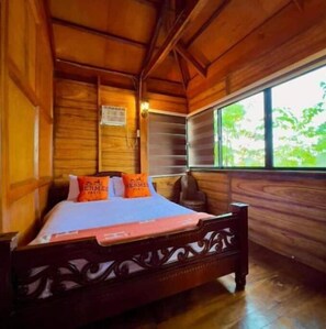 2 bedrooms, WiFi - Log Cabin for Families/Barkadas (Cebu City)