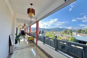 Property grounds - Xiaolazhe Business Hotel (Jianchuan)