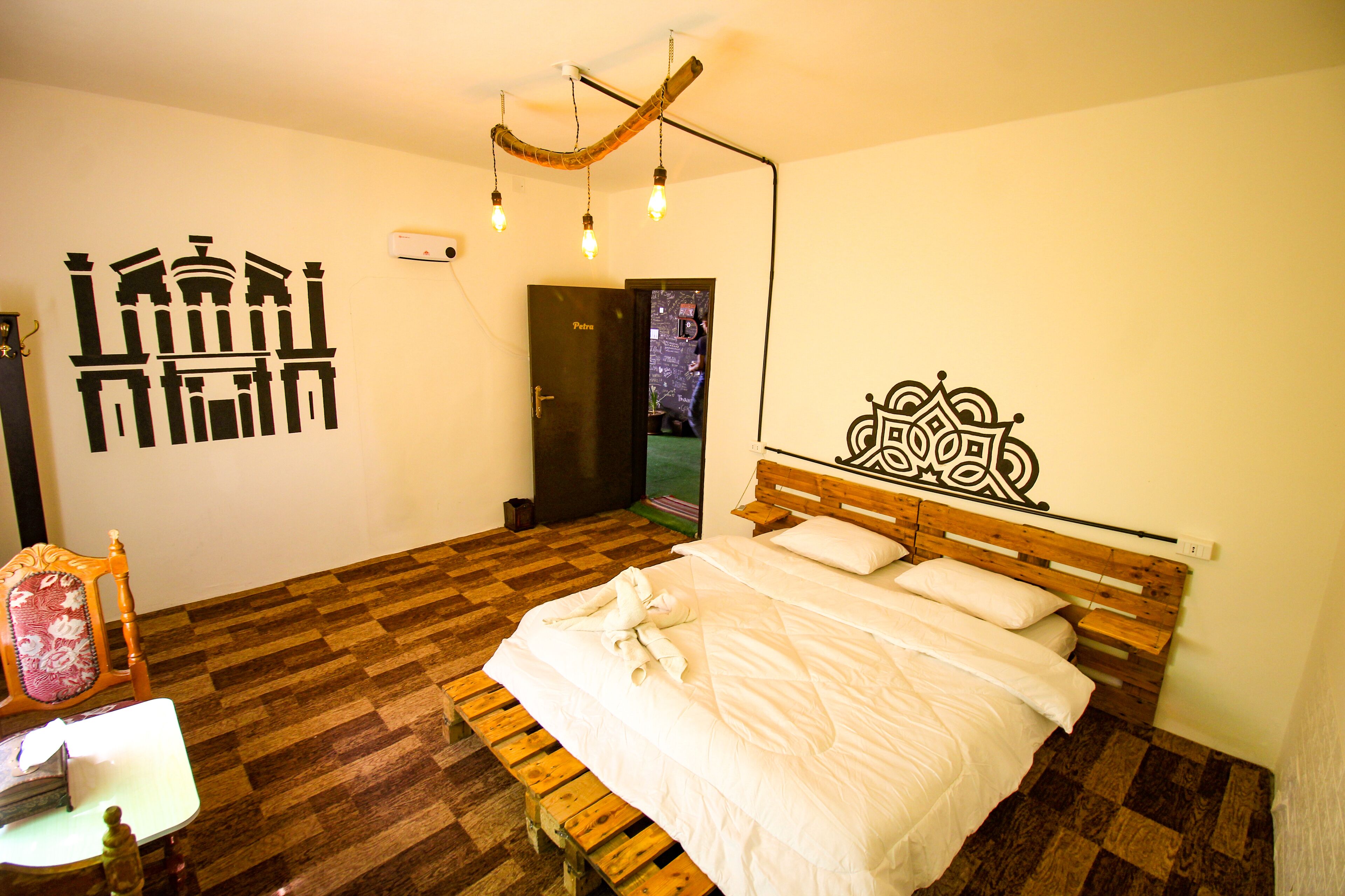 华丽双人房 | 隔音、熨斗/熨衣板、免费 WiFi、床单