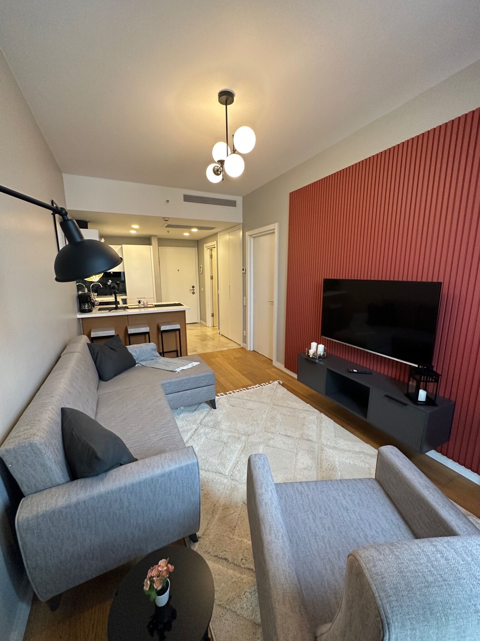 Retreat to Stylish 1BR 1BA Apartment w/Free Wi-fi
