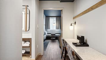 THEMED FAMILY SUITE - Dormer | 1 habitación, caja de seguridad en la habitación y escritorio