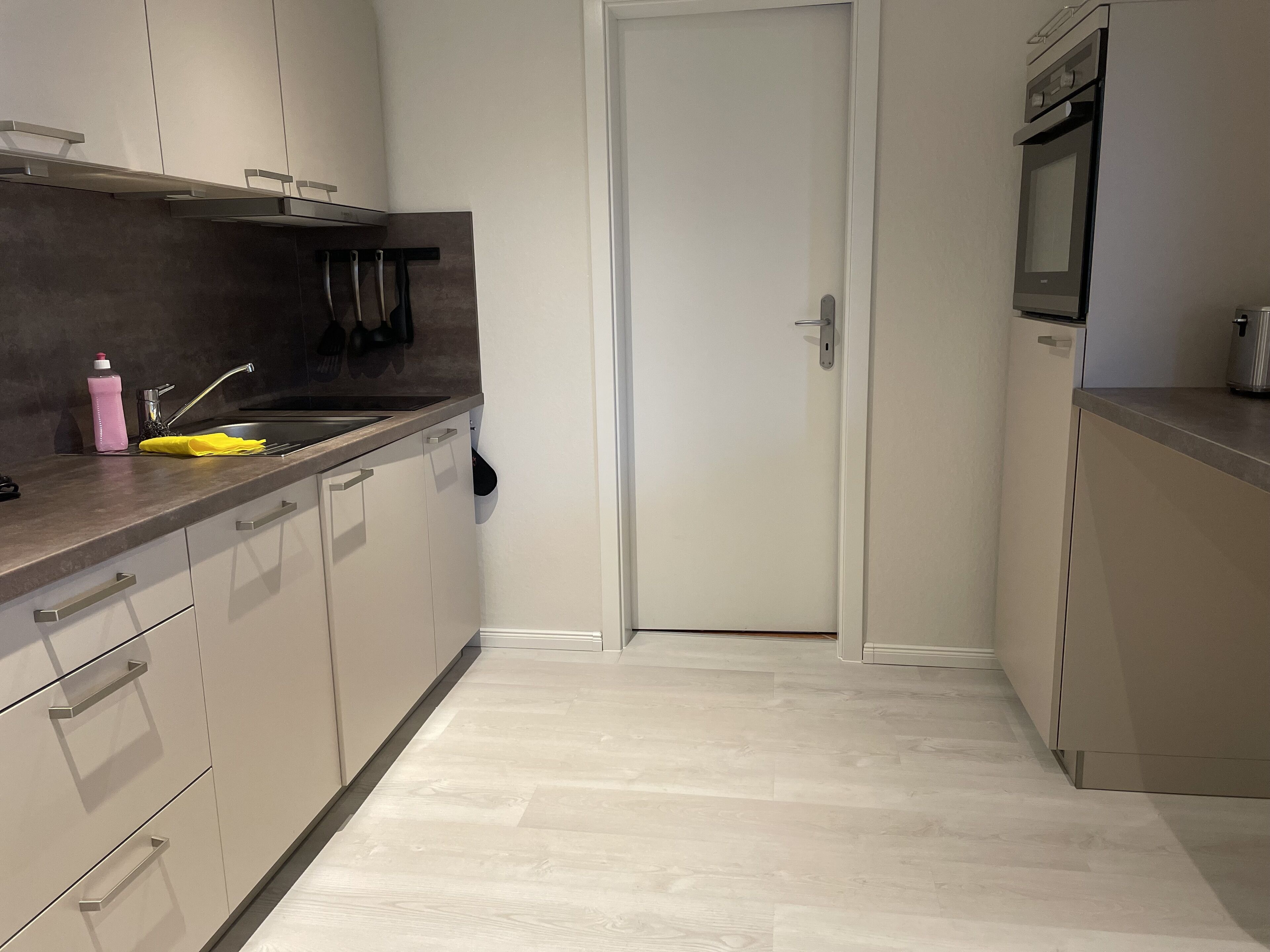 冰箱、烤箱、炉灶、洗碗机