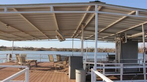 Terrace/patio - Austin Oasis- Eight Point Ranch House. (Elgin)