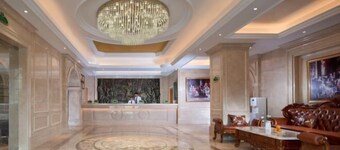 Vienna Hotel (Shenzhen Longcheng Vanke Li Jixiang Metro Staion)