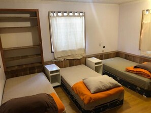 Bed sheets - Vancouver Backpacker House  (Burnaby)