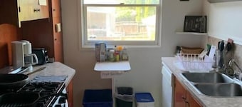 Vancouver Backpacker House