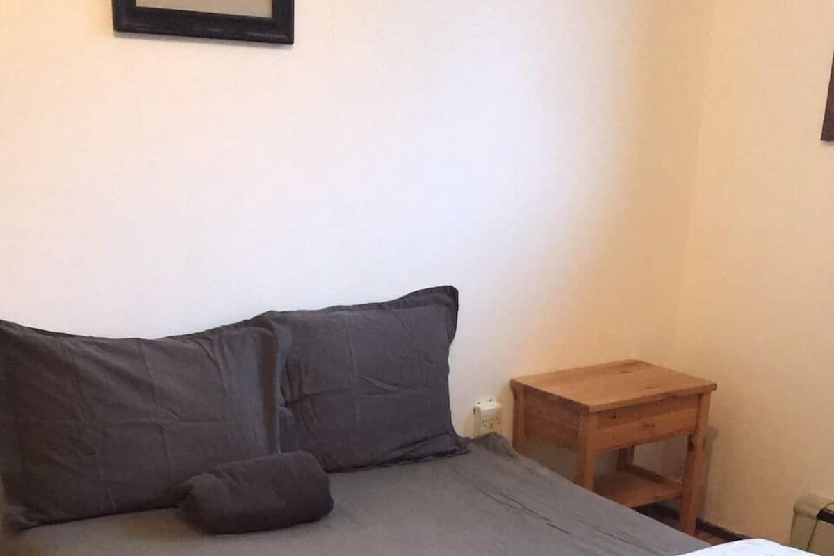 Basic Room | 1 bedroom, bed sheets