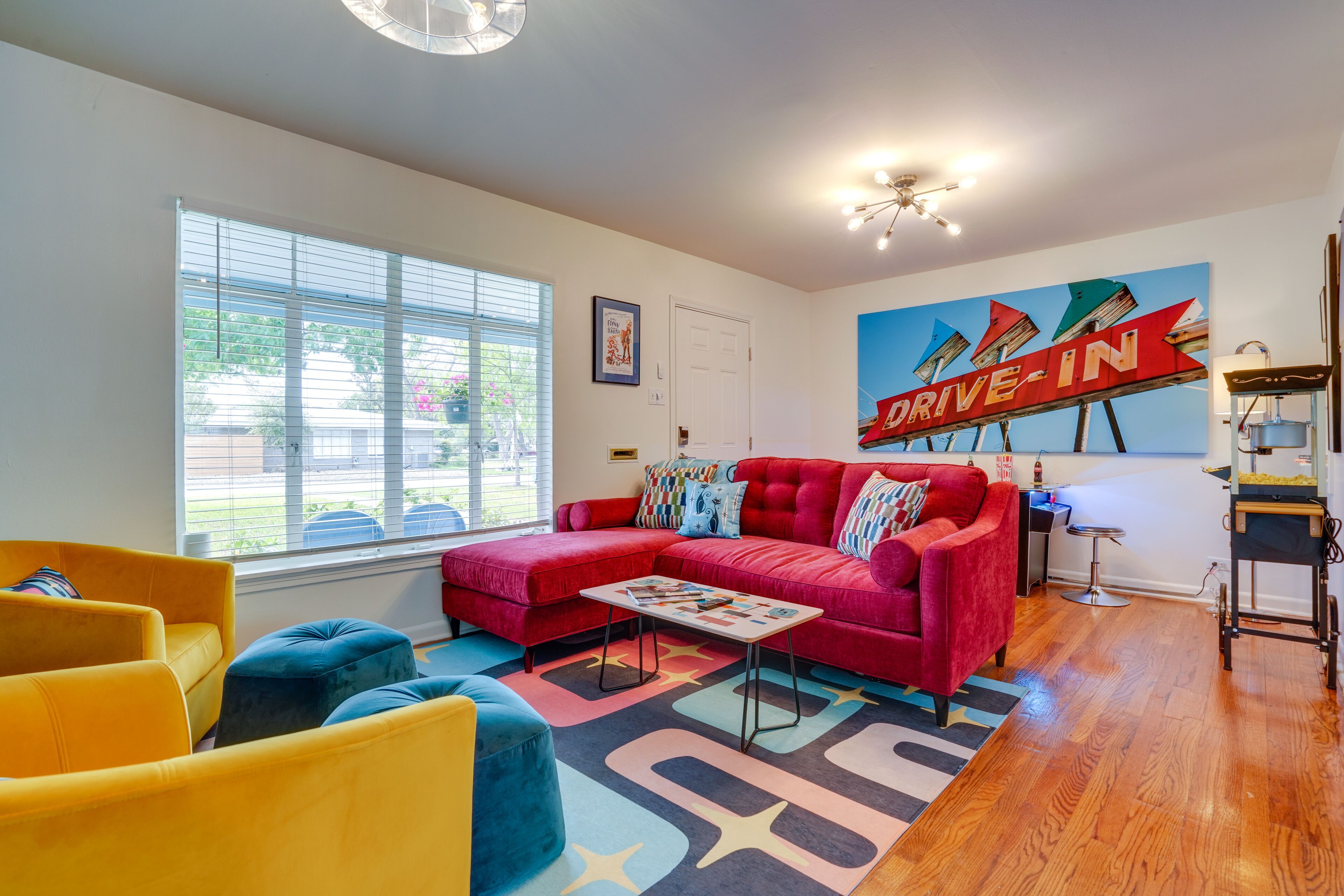 San Antonio Retreat w/ Private Hot Tub & Gas Grill