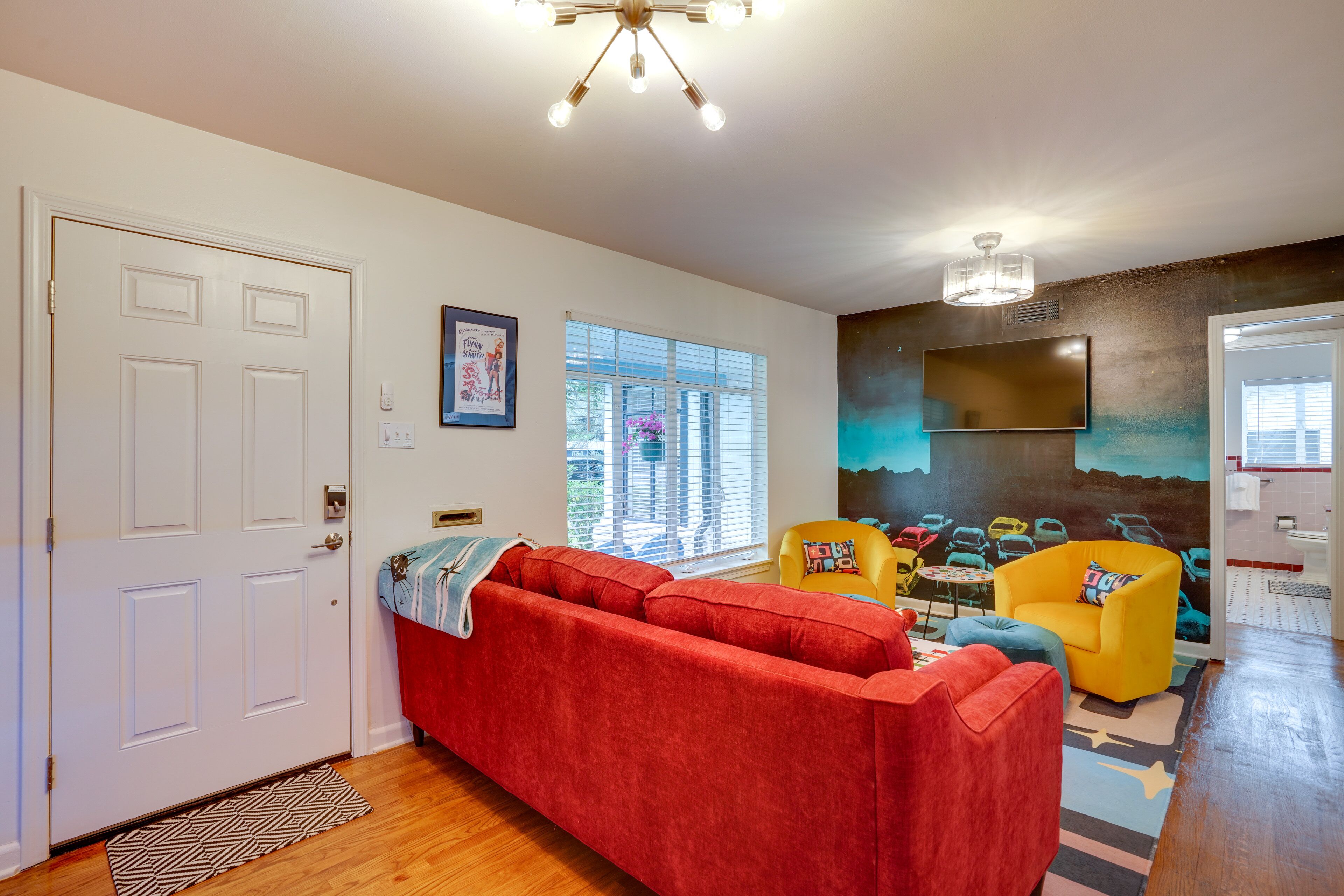 San Antonio Vacation Rental ~ 7 Mi to River Walk!