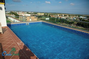 Pool - Two bedroom Apartment at Oasis Park Residences (Accra)