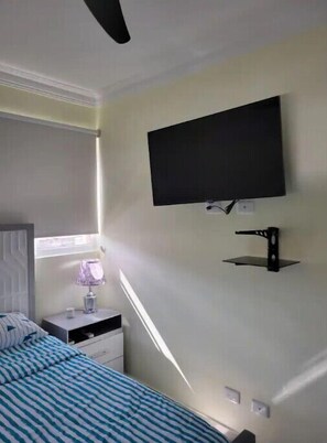 3 habitaciones, tabla de planchar con plancha y wifi gratis 