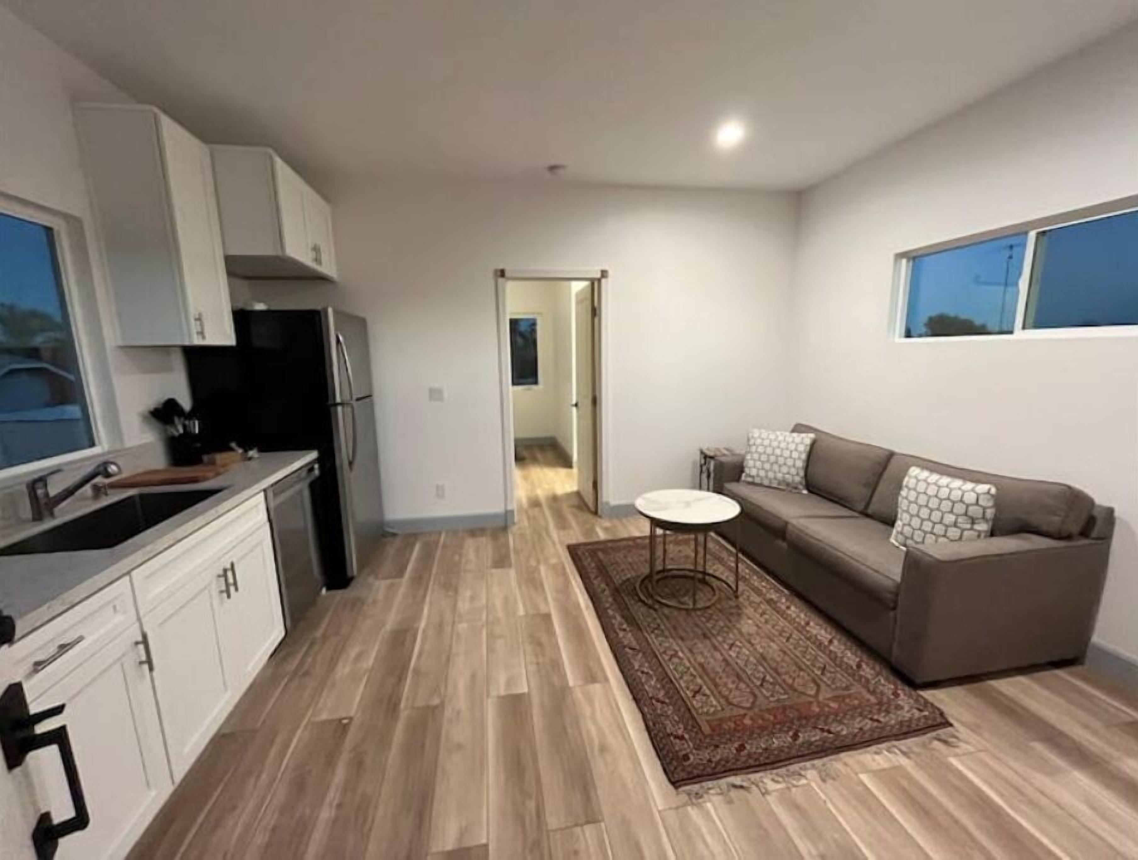 North Park close to restaurants and bars