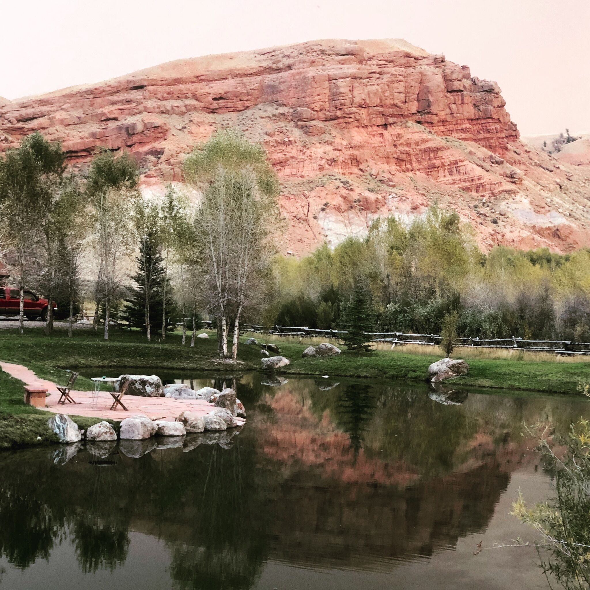 Red Cliffs Cabin, surrounded by nature. Natural swimming pond and trout river.
