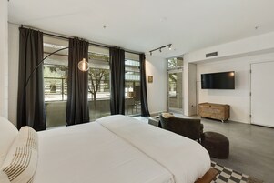 1 habitación, tabla de planchar con plancha y wifi gratis 