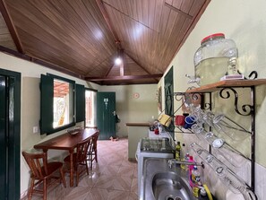 Living area - Chalés do Francisco  (Itatiaia)