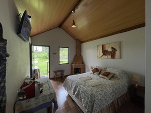Basic Chalet | 1 bedroom, free WiFi - Chalés do Francisco (Itatiaia)