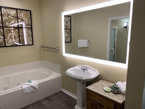 Shower, jetted tub, hair dryer, towels