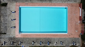 Seasonal outdoor pool
