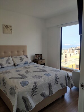 2 bedrooms, down duvets, individually decorated, individually furnished