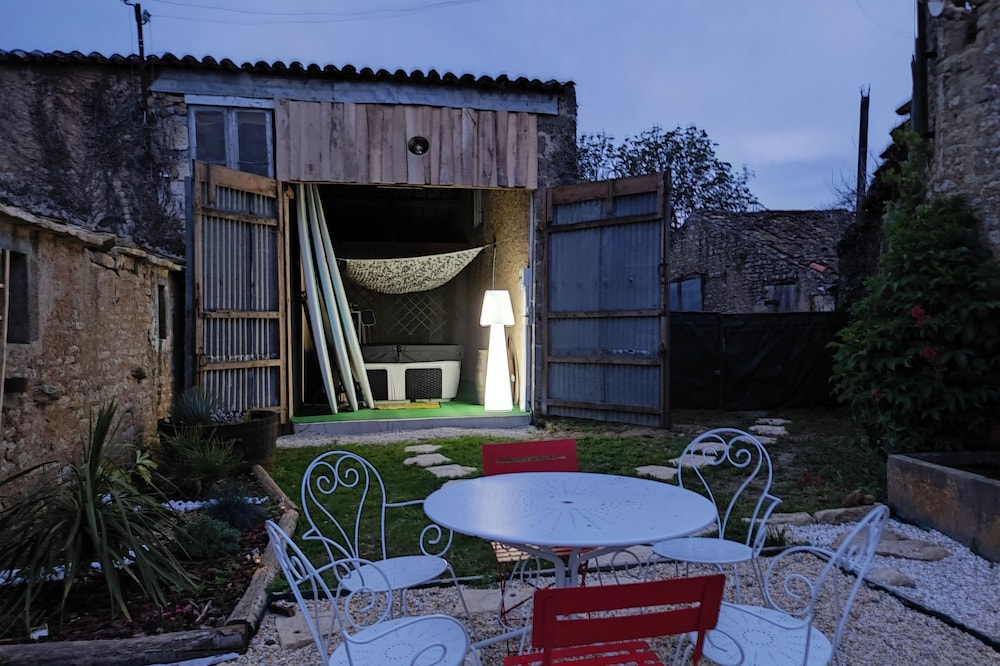 Le Relais du Marais with Spa & paddles