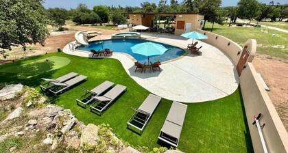 Tree Top Retreat-Pool-Playground-Brewery