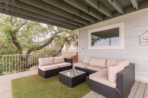 Lakeside Retreat- Jacuzzi✅playground✅water front✅