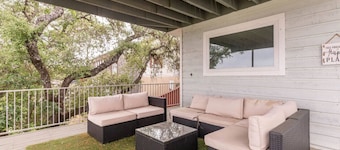 Lakeside Retreat- Jacuzzi✅playground✅water front✅