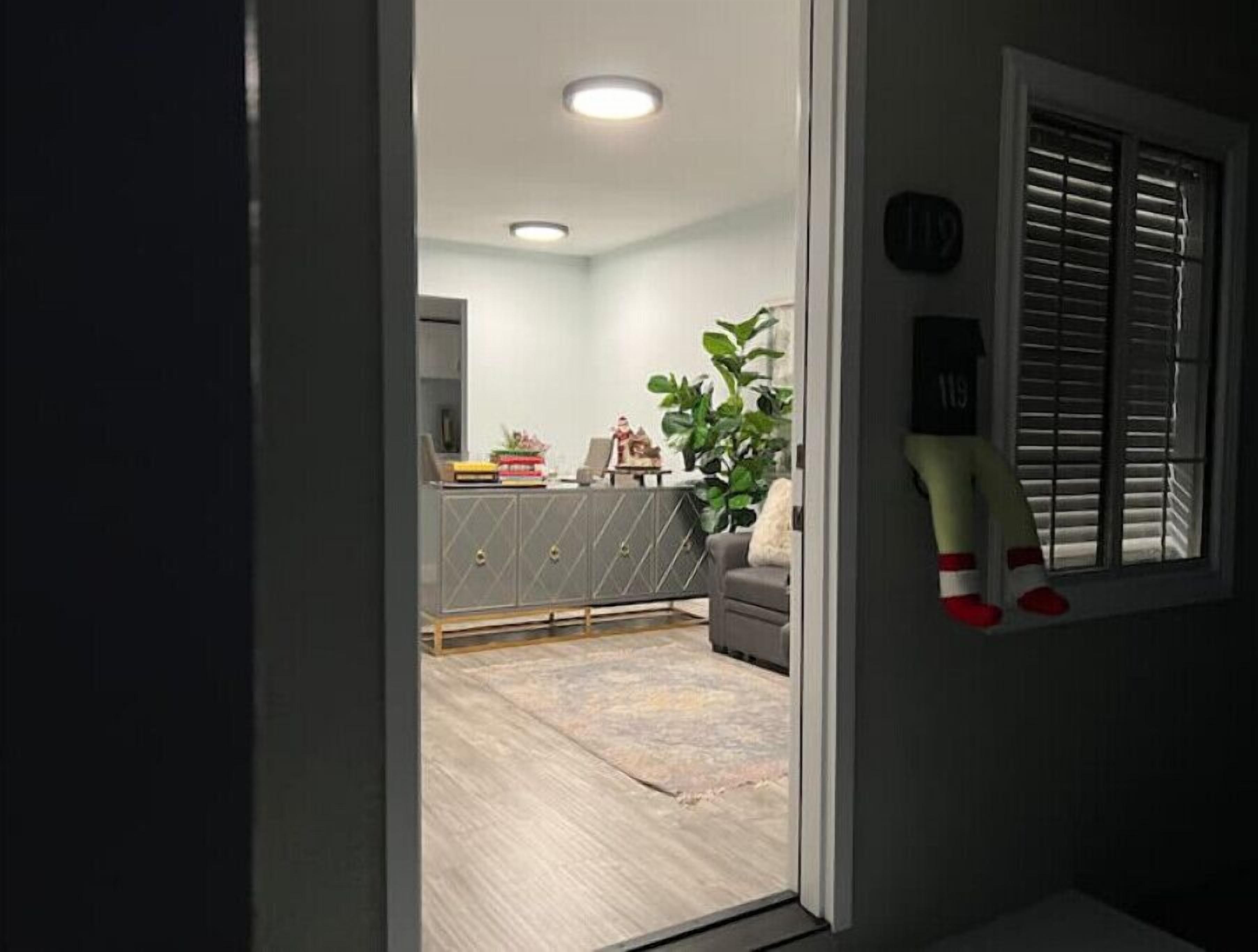 Small frame w/a BIG backYard.