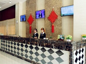 Lobby - Greentree Inn Jiangsu Yancheng Dongtai Railway Station Beihai East Road Express Hotel (Yancheng)