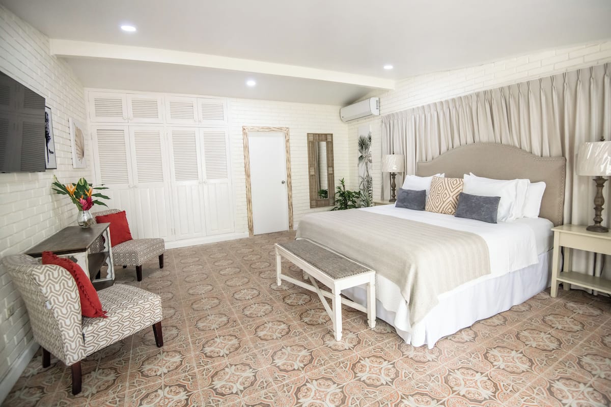 Suíte estúdio básica, vista para o jardim | Roupas de cama premium, edredons de pluma, camas com colchões pillow-top