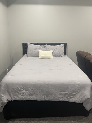 1 Schlafzimmer, Bügeleisen/Bügelbrett, WLAN, Bettwäsche