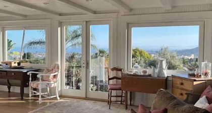 OCEAN & CITY VIEWS 1920s Monthly, RIVIERA HOME, 2 QUEEN BEDS, WALK TO STATE ST