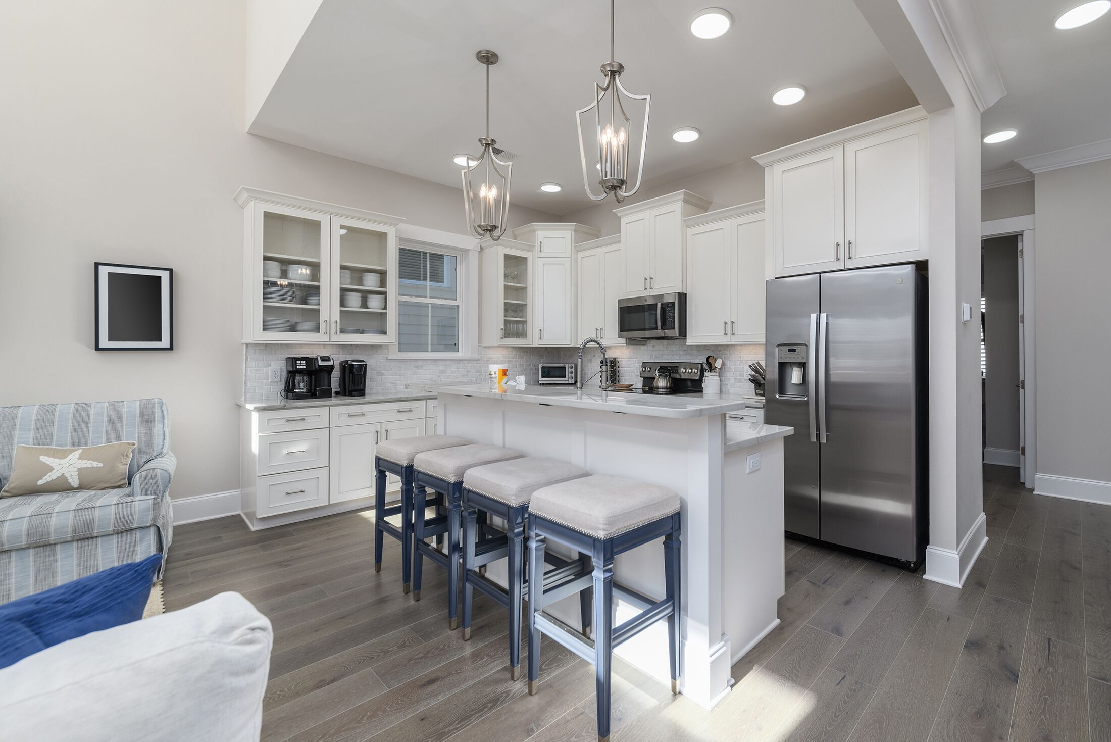 (110) 4 Bedroom HHI House, Private Heated Pool, Short walk to the Beach